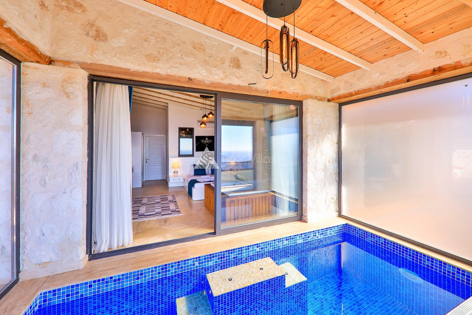 Villa Alaca — 11