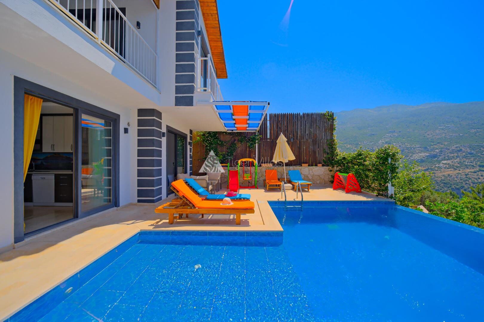 Villa Tepes — 3