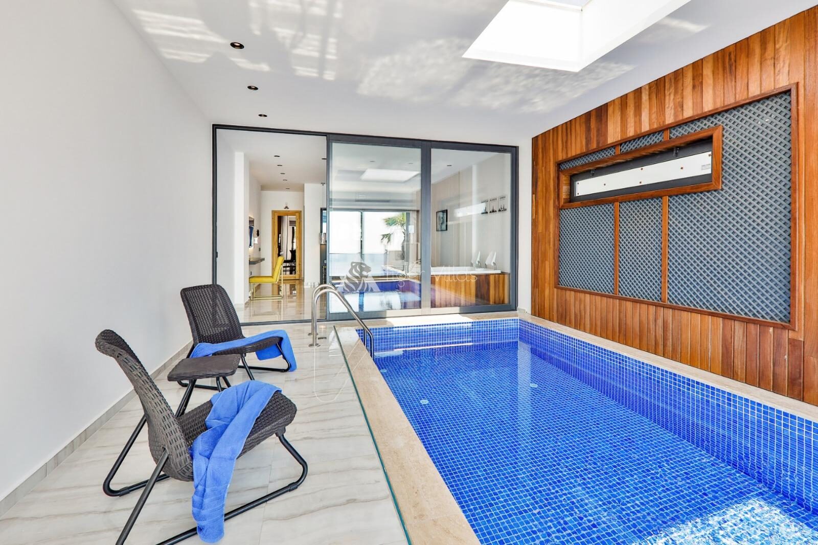 Villa Royal Romeo — 10