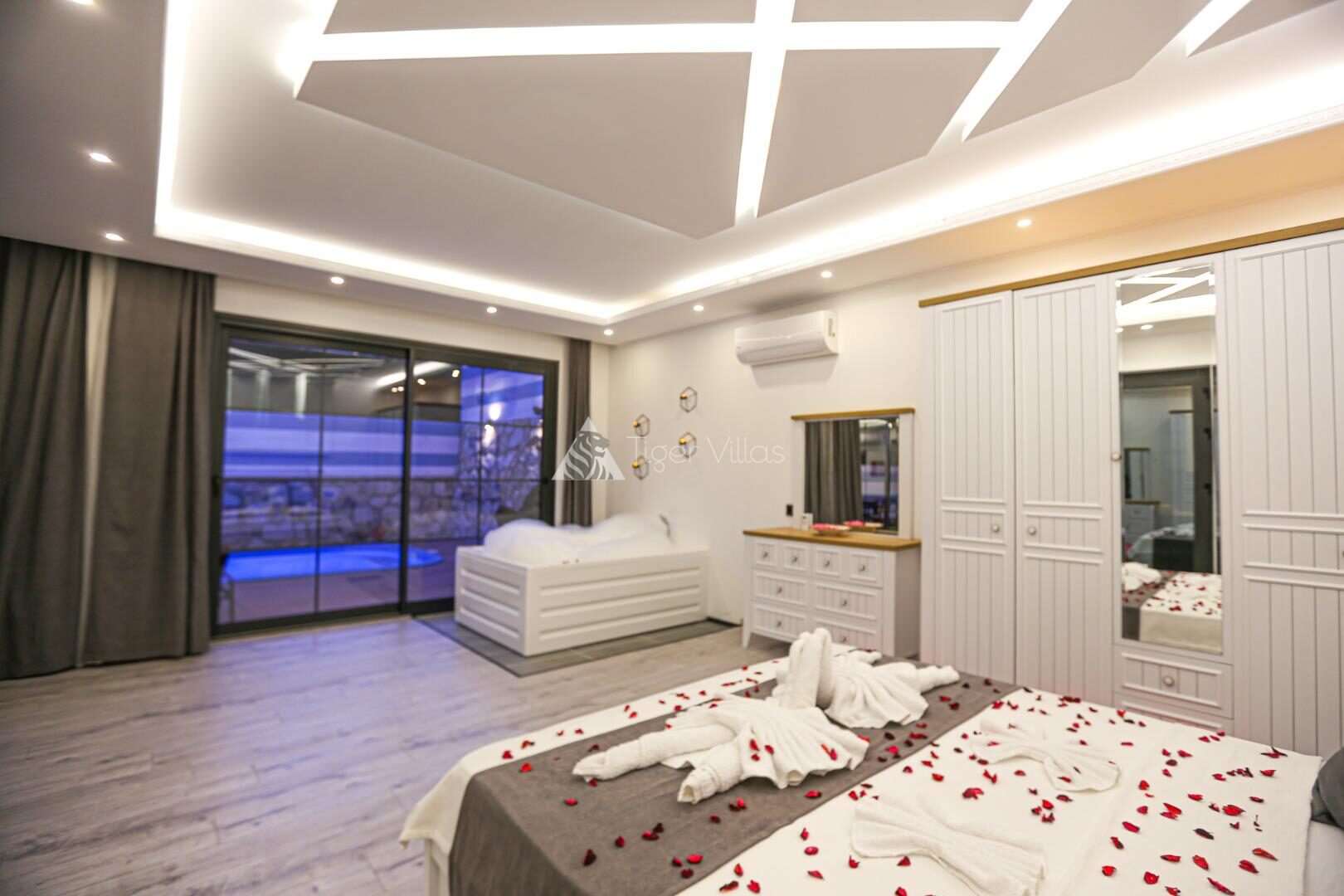 Villa Cazibe — 14