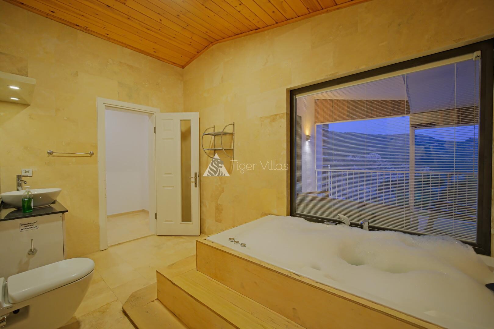Villa Tepes — 70