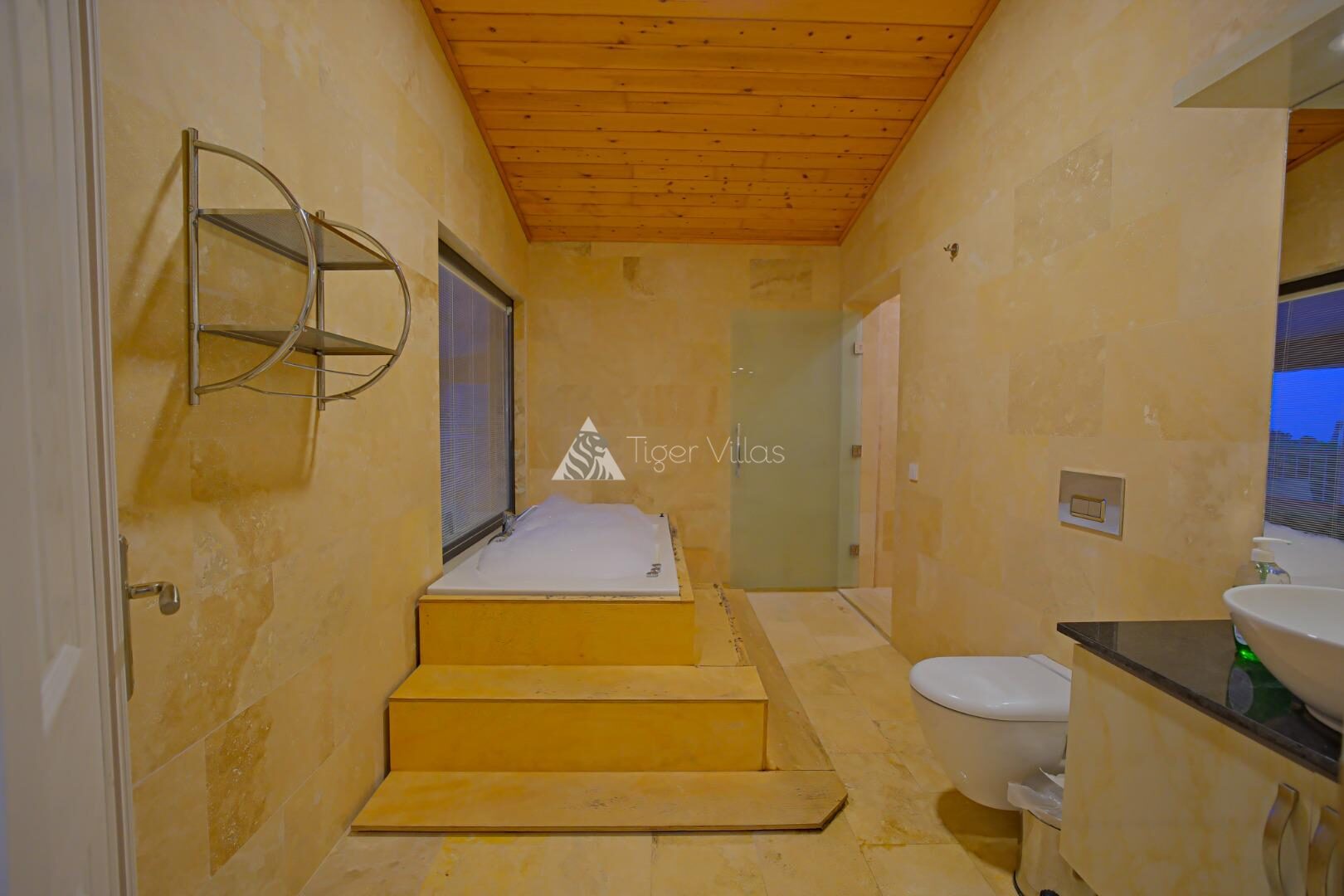 Villa Tepes — 71