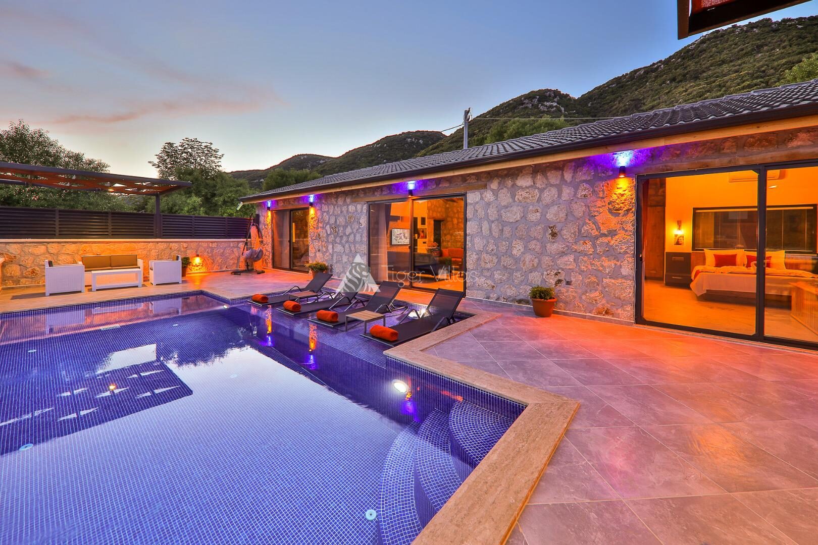 Villa Aden Sarıbelen – villa for rent in Sarıbelen