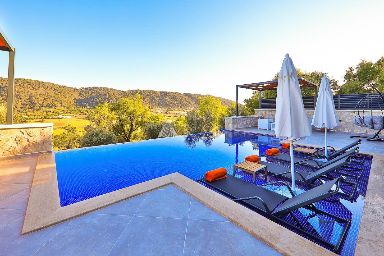 Villa Aden Sarıbelen – villa for rent in Sarıbelen