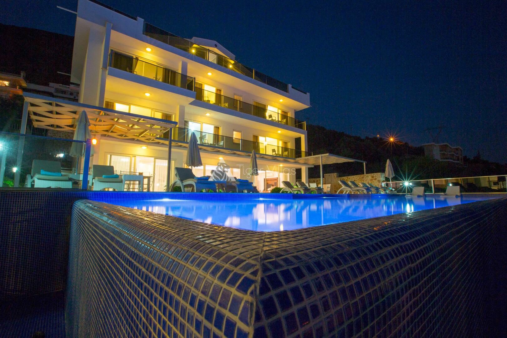 Villa Falcon Exclusive — 3