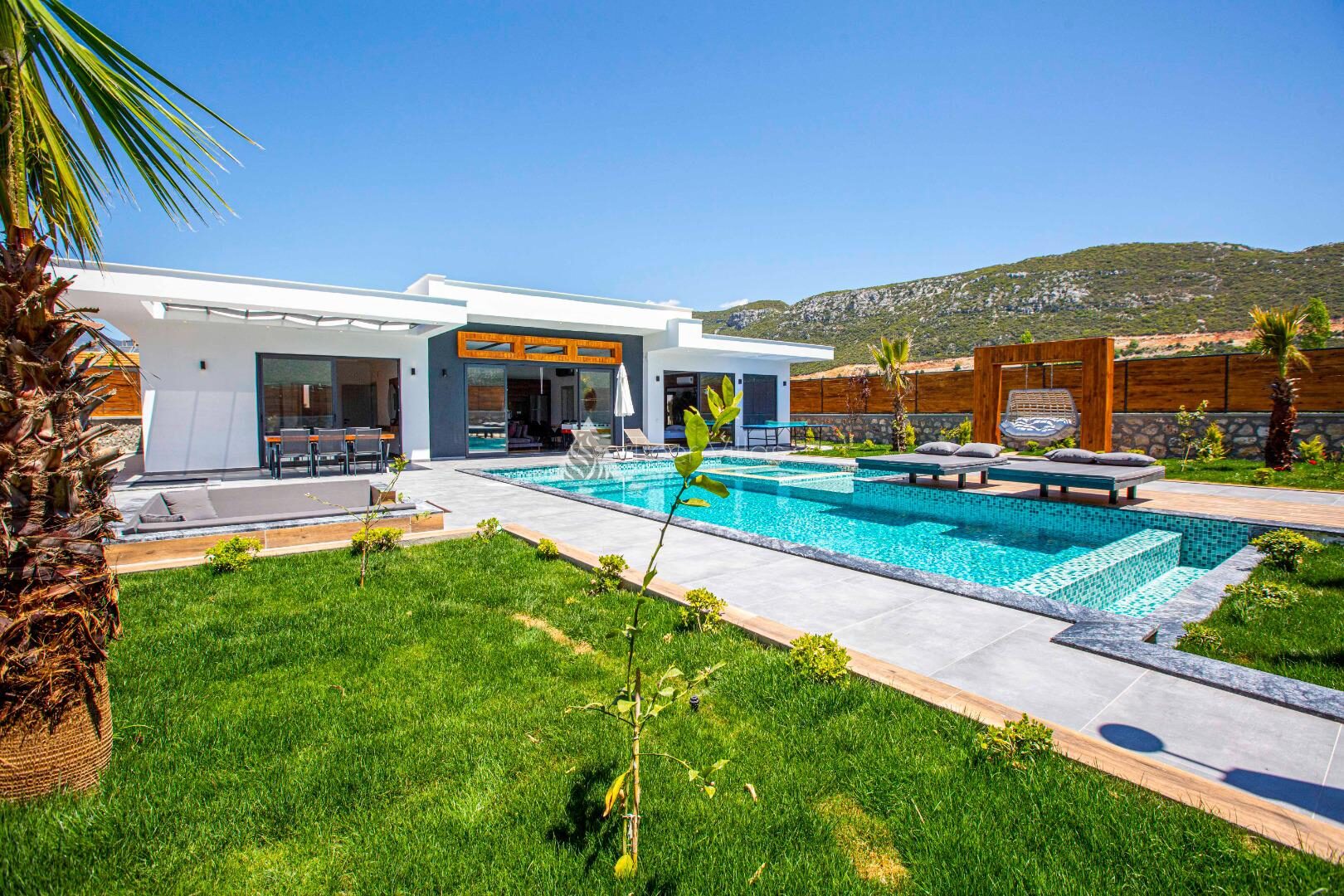 Villa Bahamas – villa for rent in Bezirgan