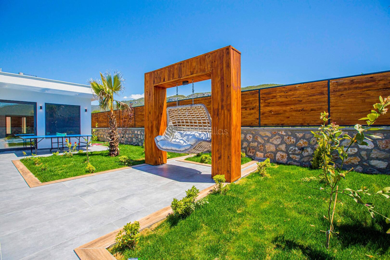 Villa Bahamas – villa for rent in Bezirgan