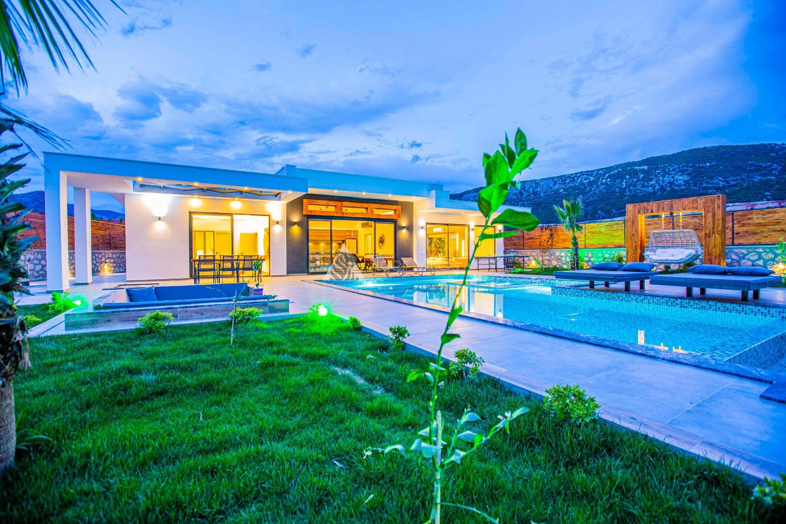 Villa Bahamas – villa for rent in Bezirgan