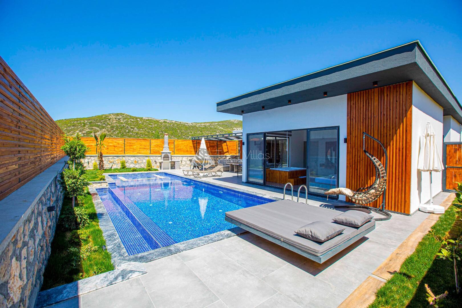 Villa Montenegro – villa for rent in Bezirgan