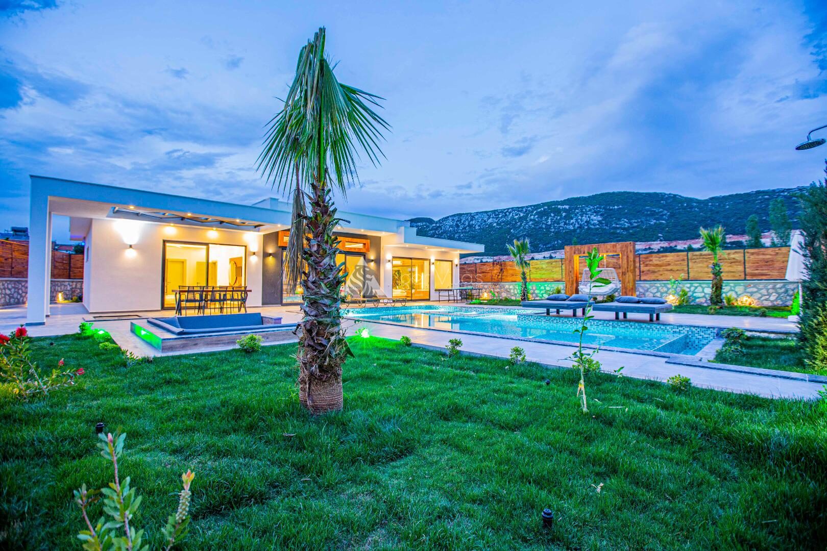 Villa Bahamas – villa for rent in Bezirgan