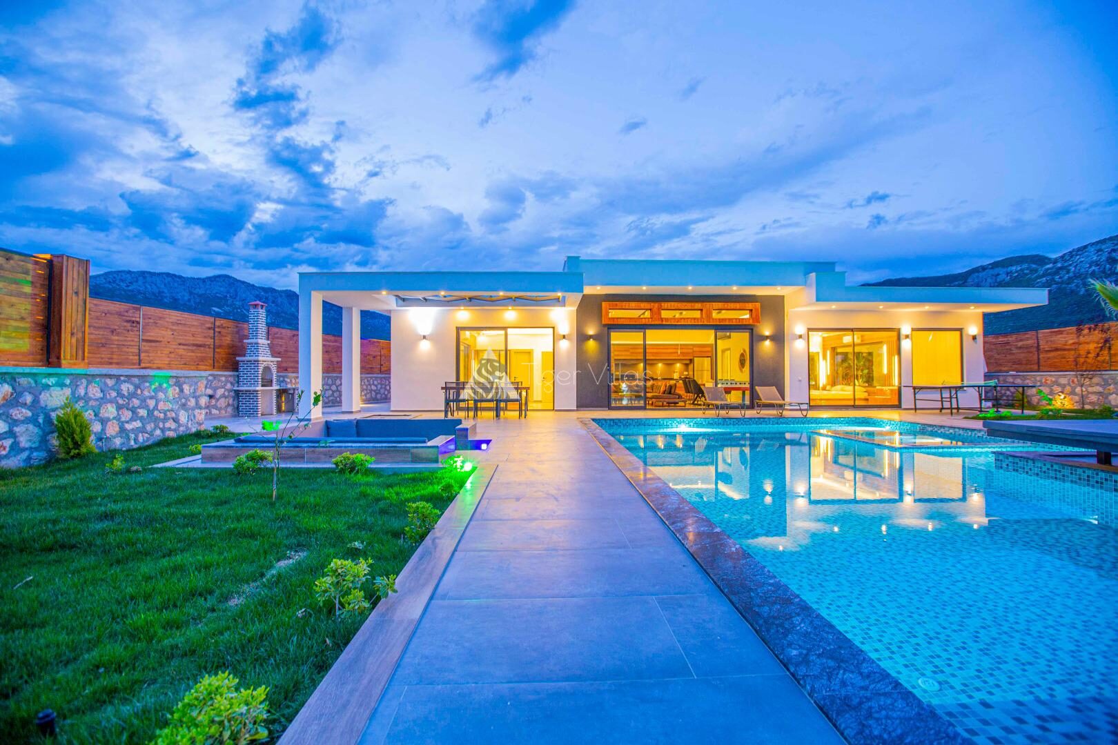 Villa Bahamas – villa for rent in Bezirgan