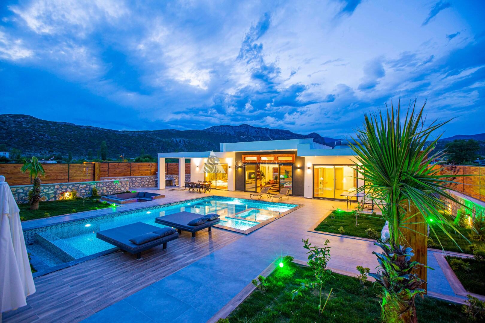 Villa Bahamas – villa for rent in Bezirgan