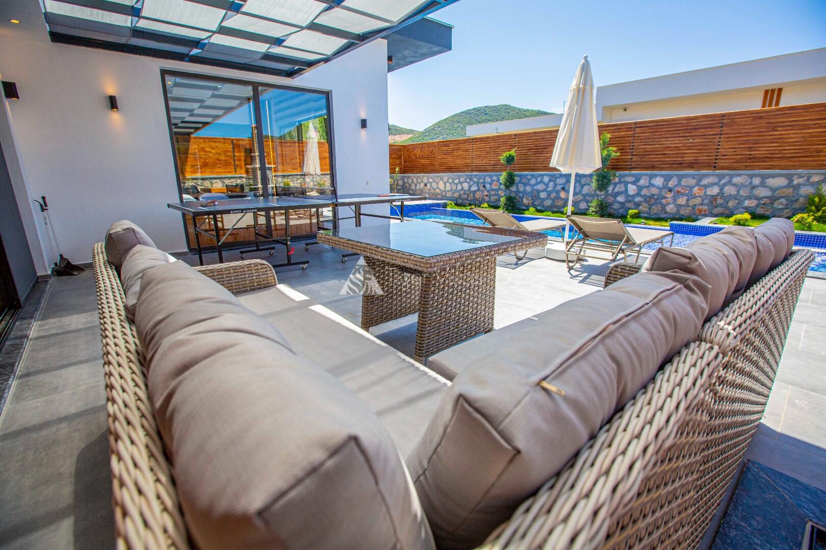 Villa Montenegro – villa for rent in Bezirgan