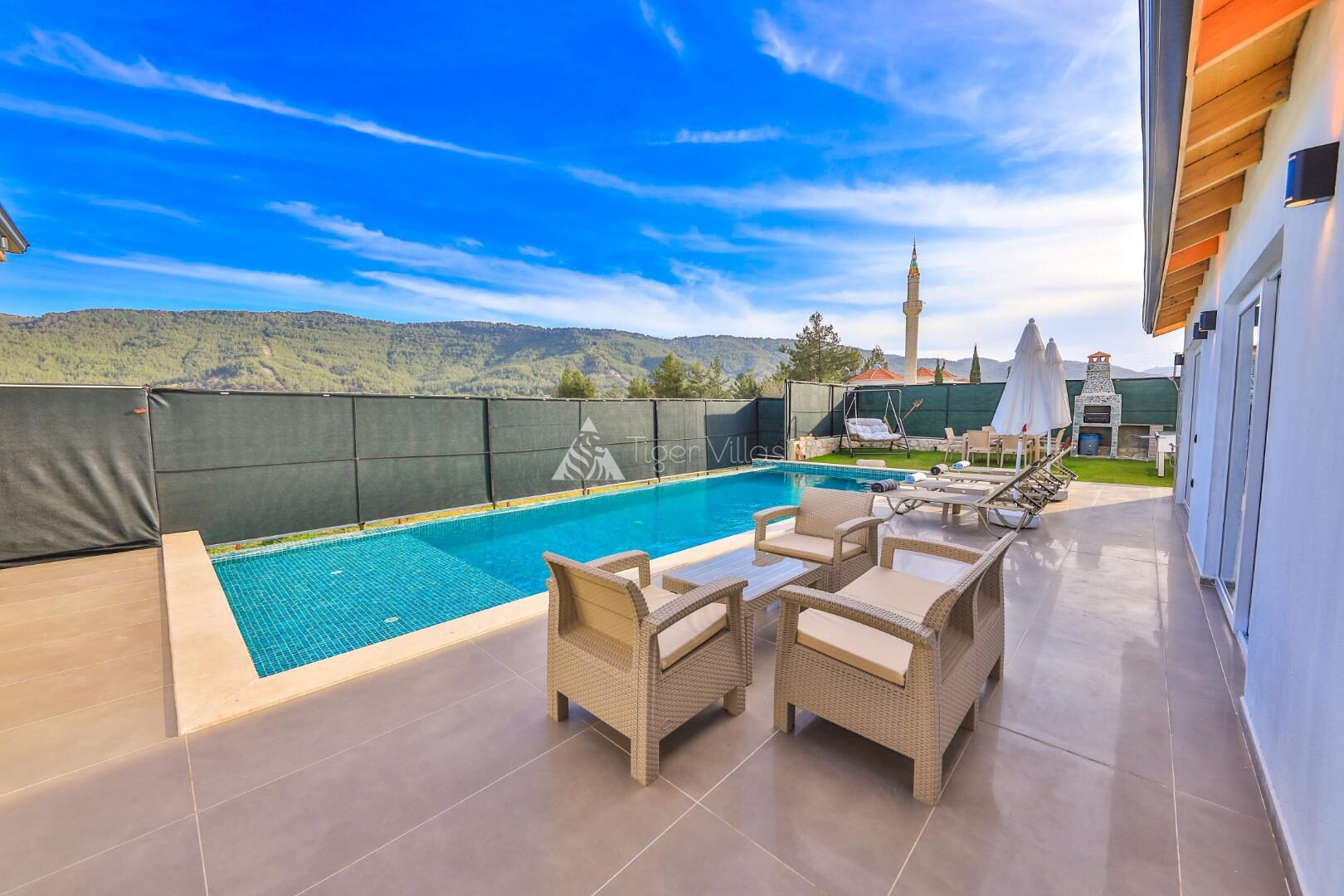 Villa Tawny — 30