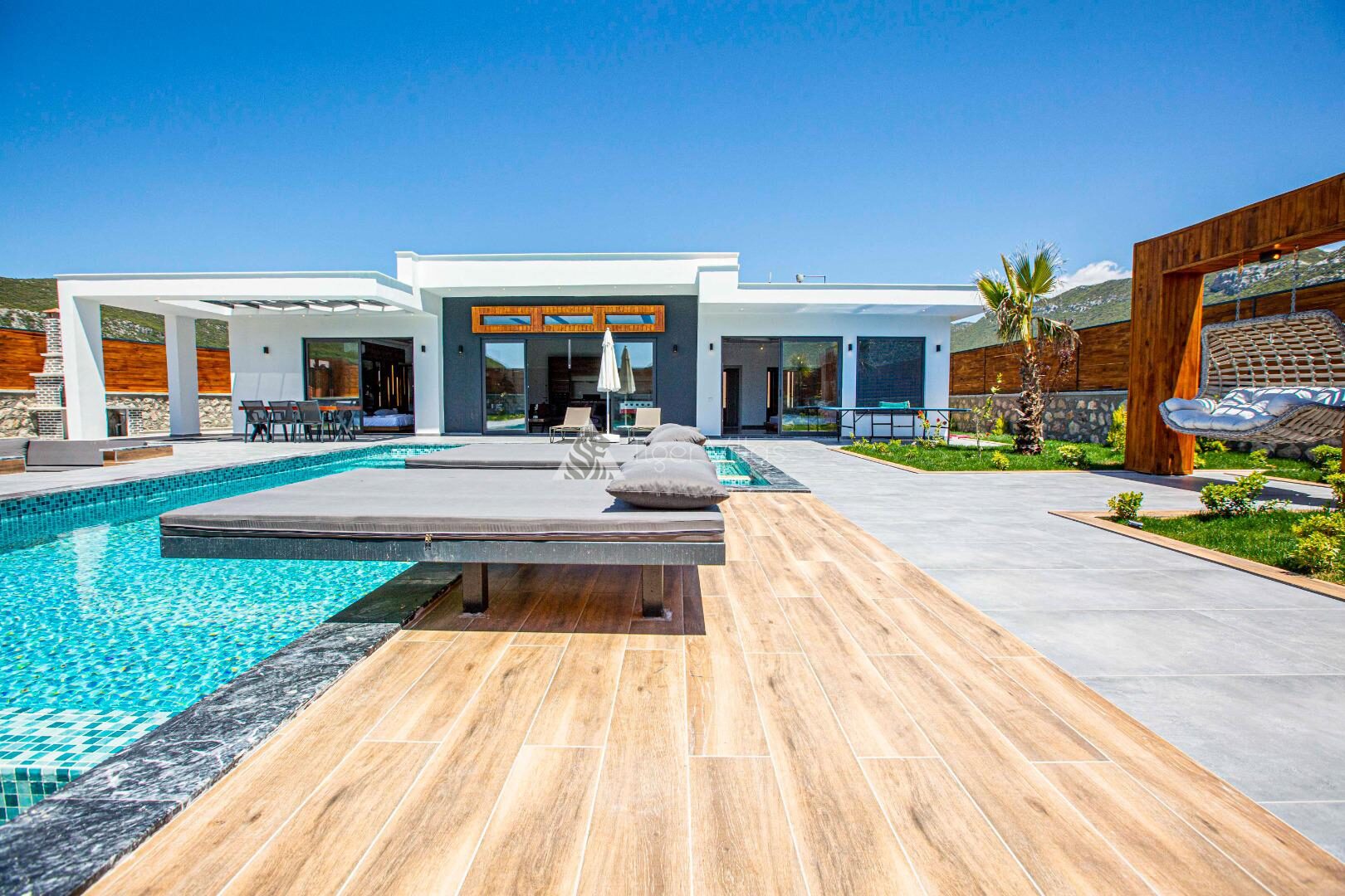 Villa Bahamas – villa for rent in Bezirgan