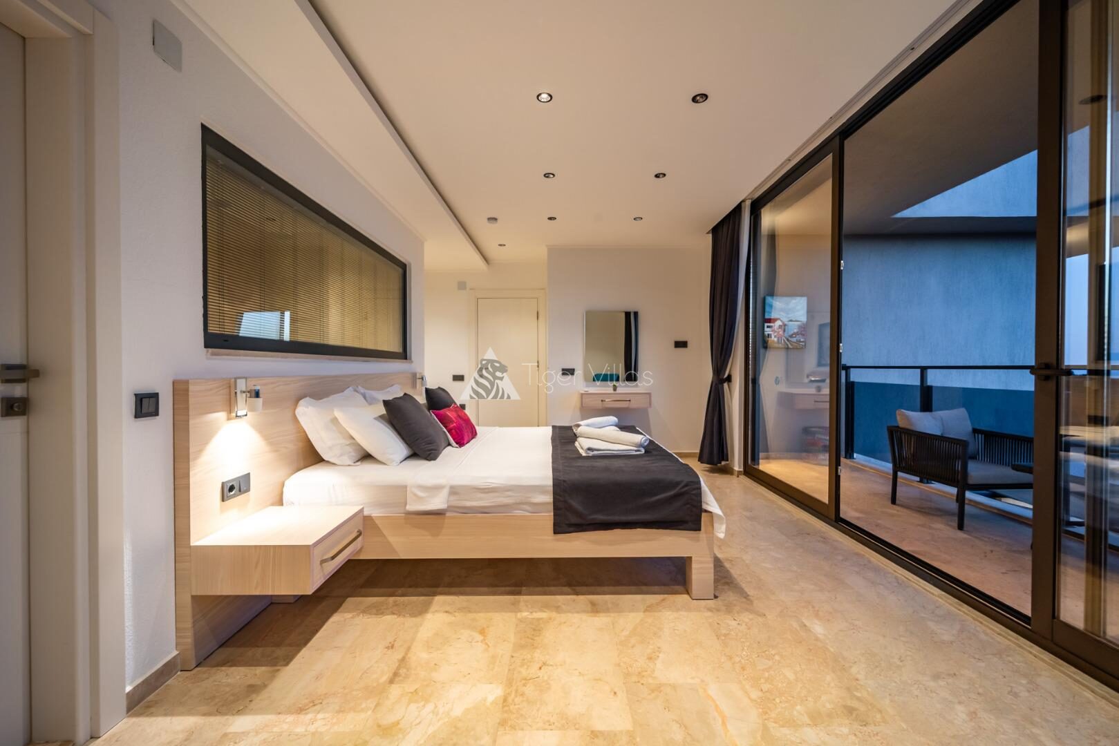 Villa Azde — 103