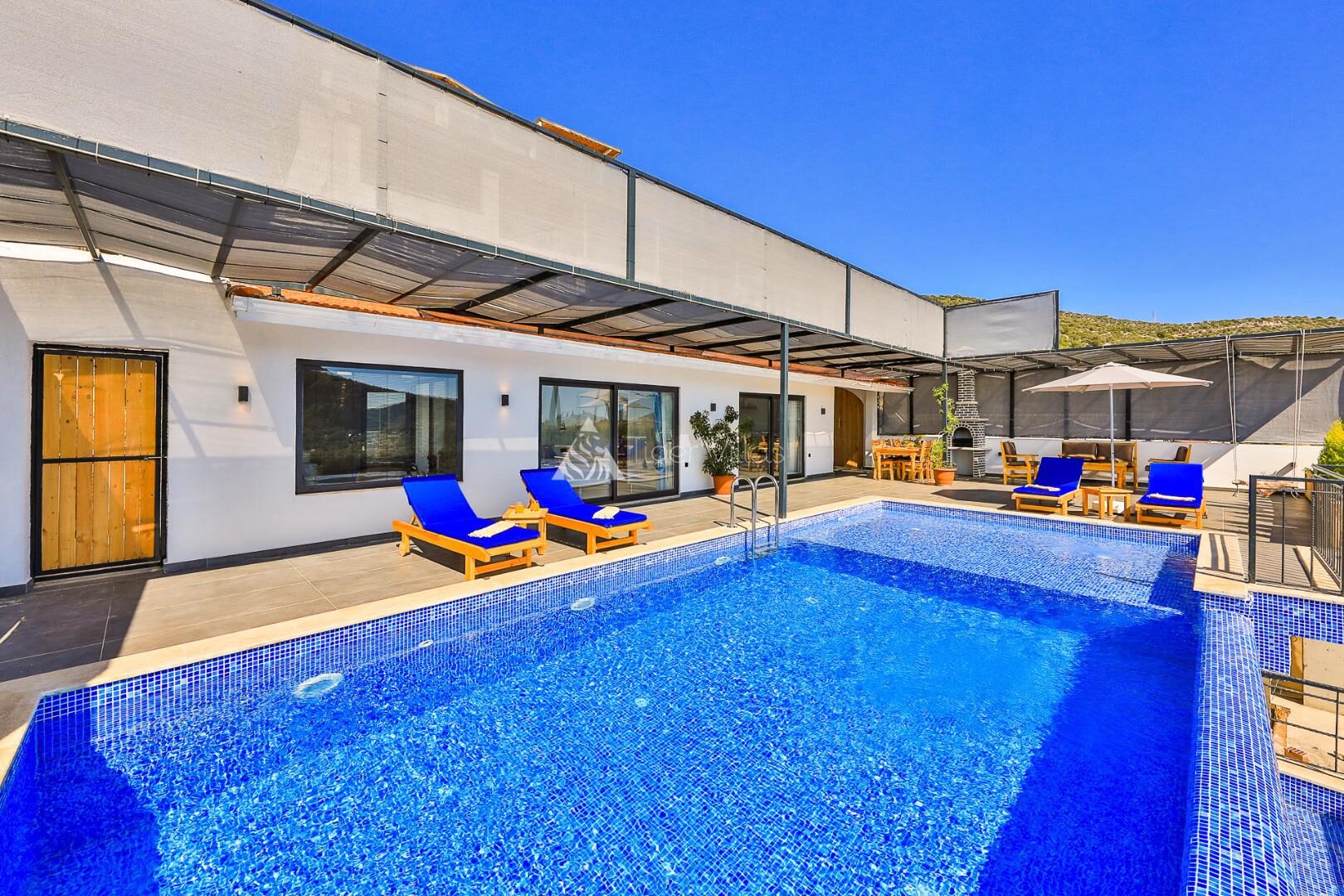 Villa Summery — 21