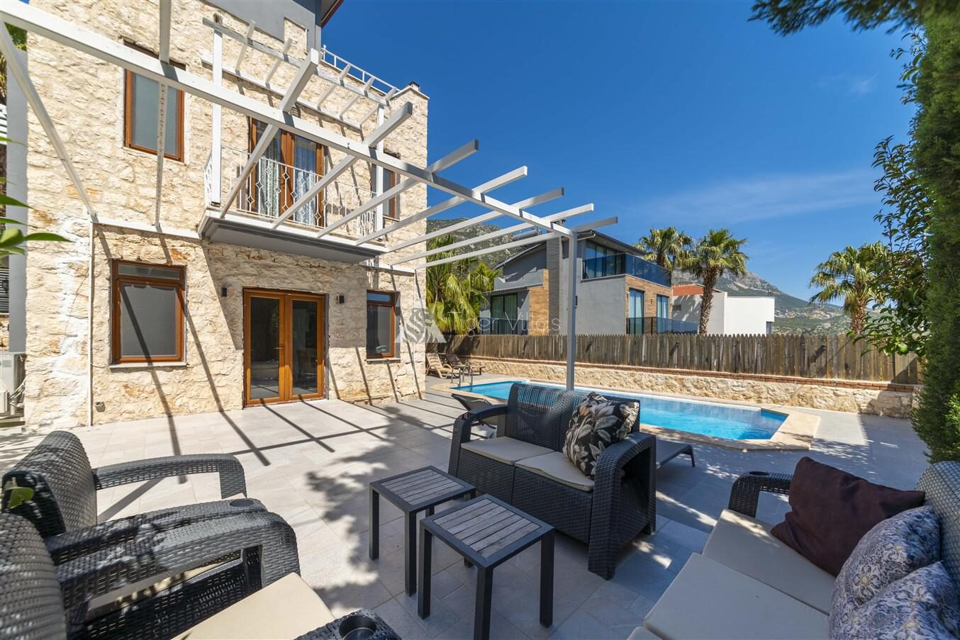 Villa Ea – villa for rent in Ortaalan