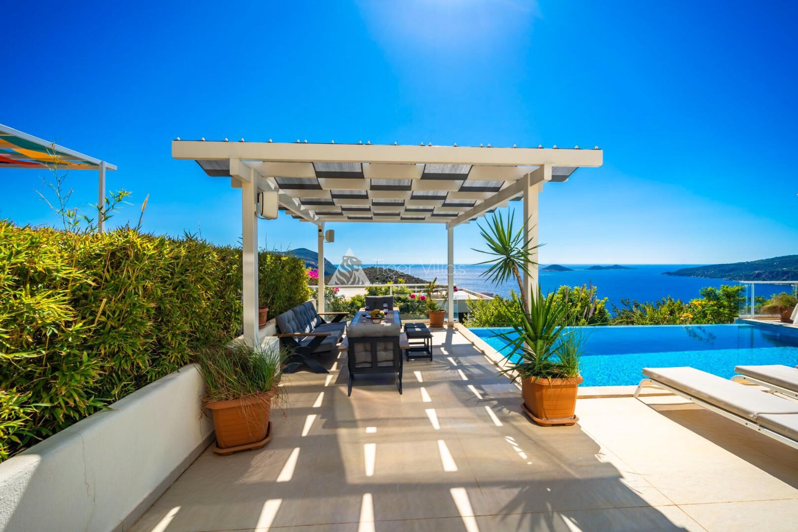 Villa Chremado — 3