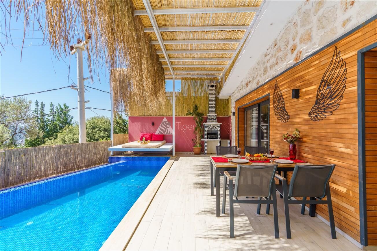 Villa Mira Queen — 7