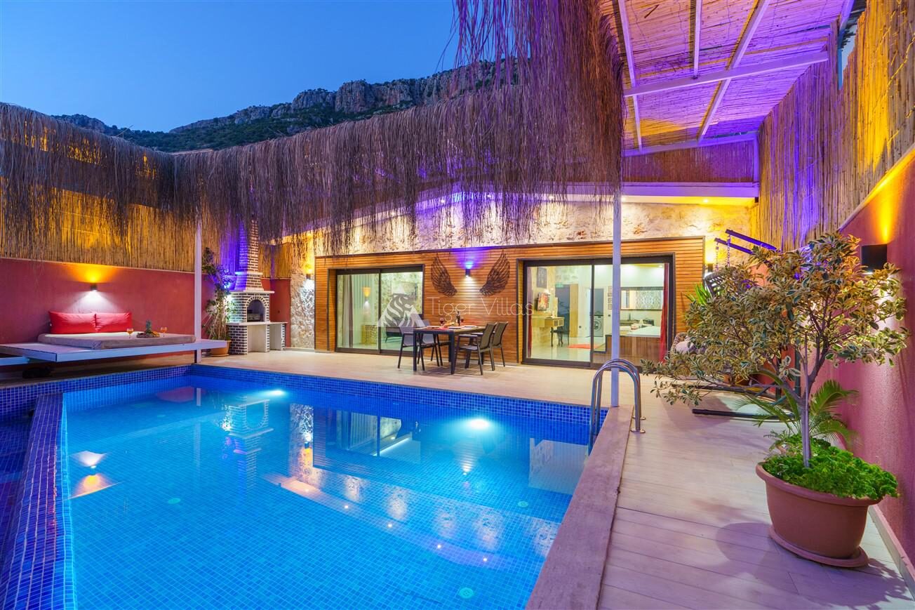Villa Mira Queen — 19