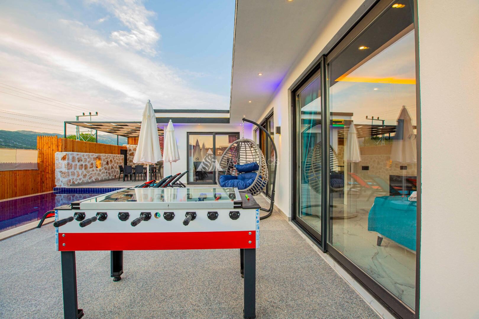 Villa Monica 2 — 3