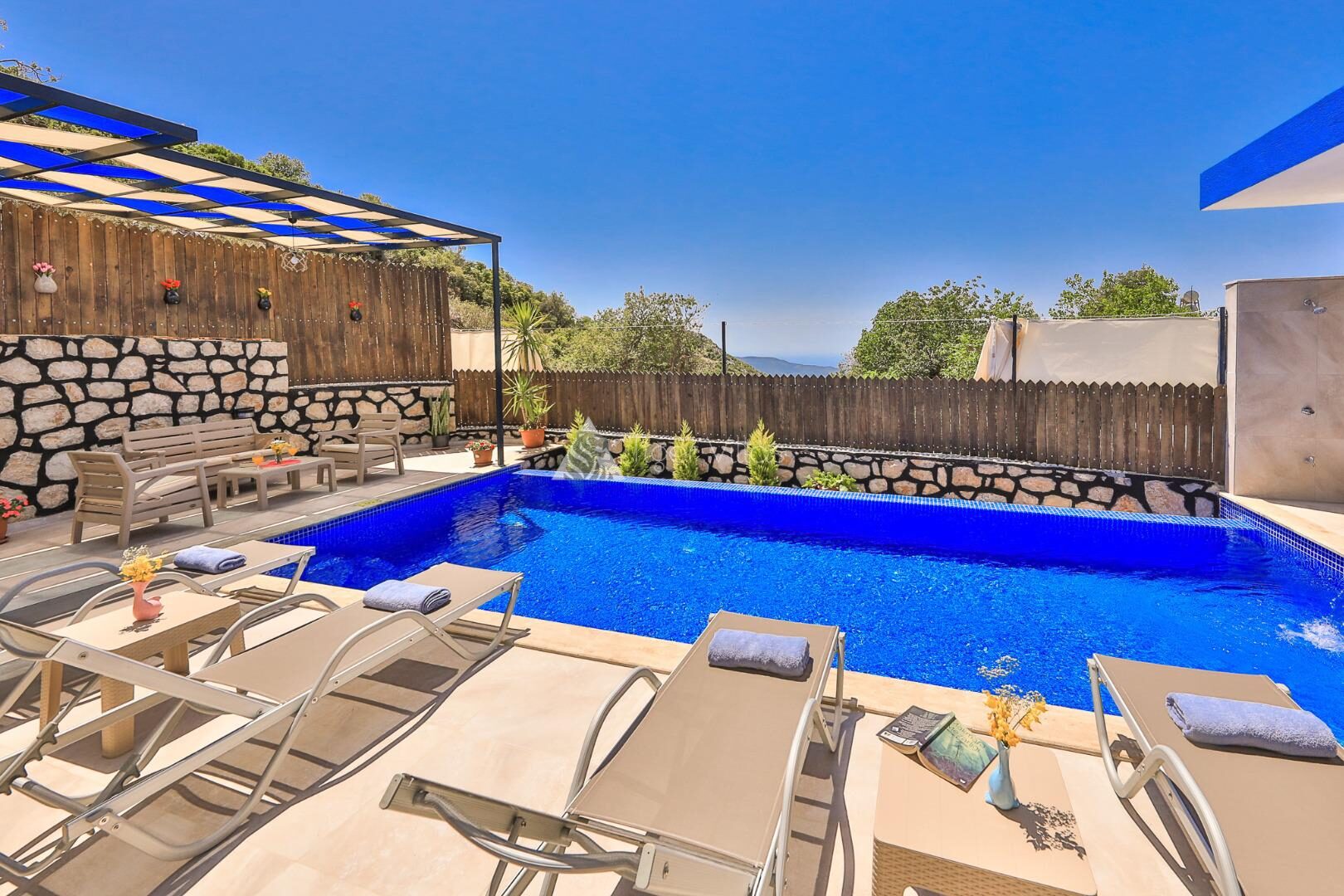 Villa Cancan — 13