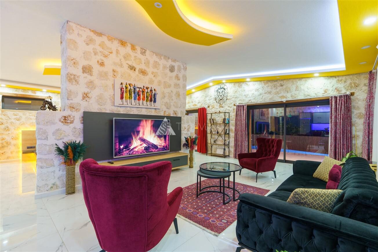 Villa Mira Queen — 36