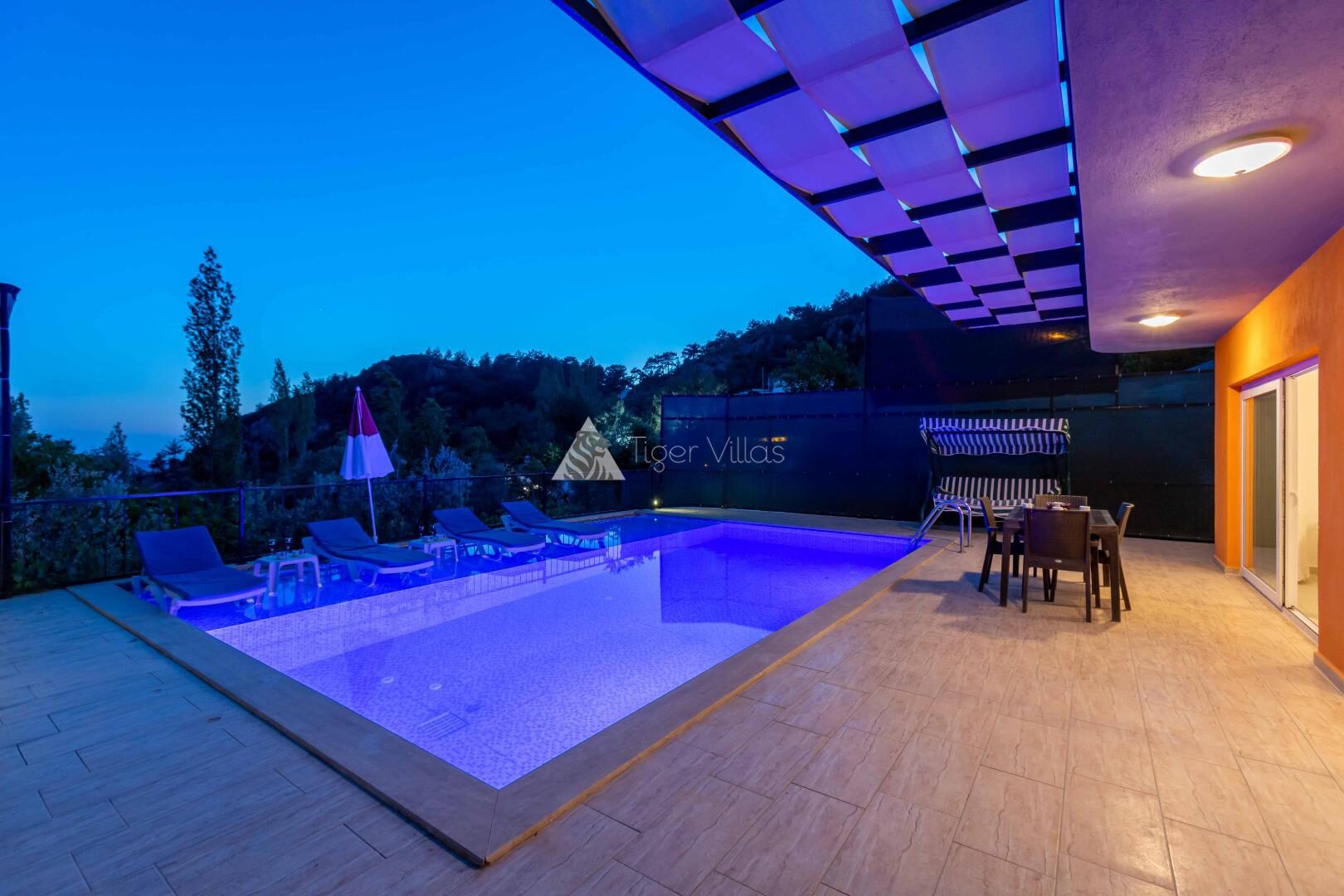 Villa Heves — 11