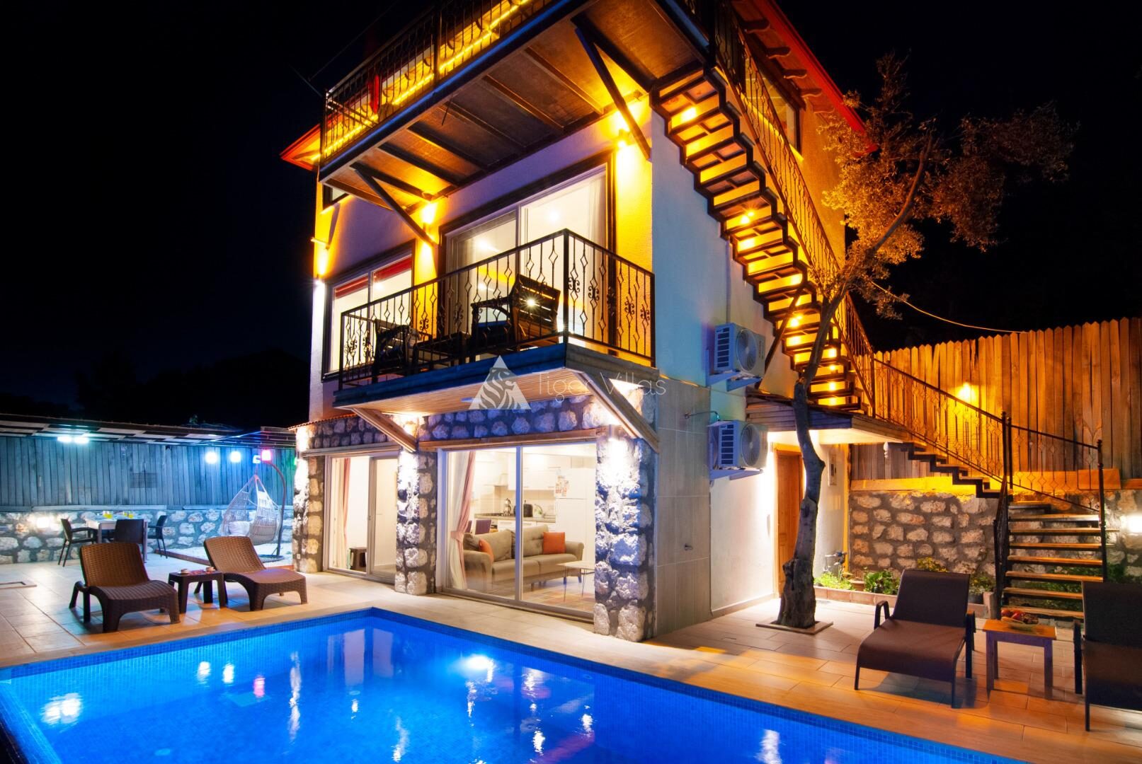 Villa Saten — 24