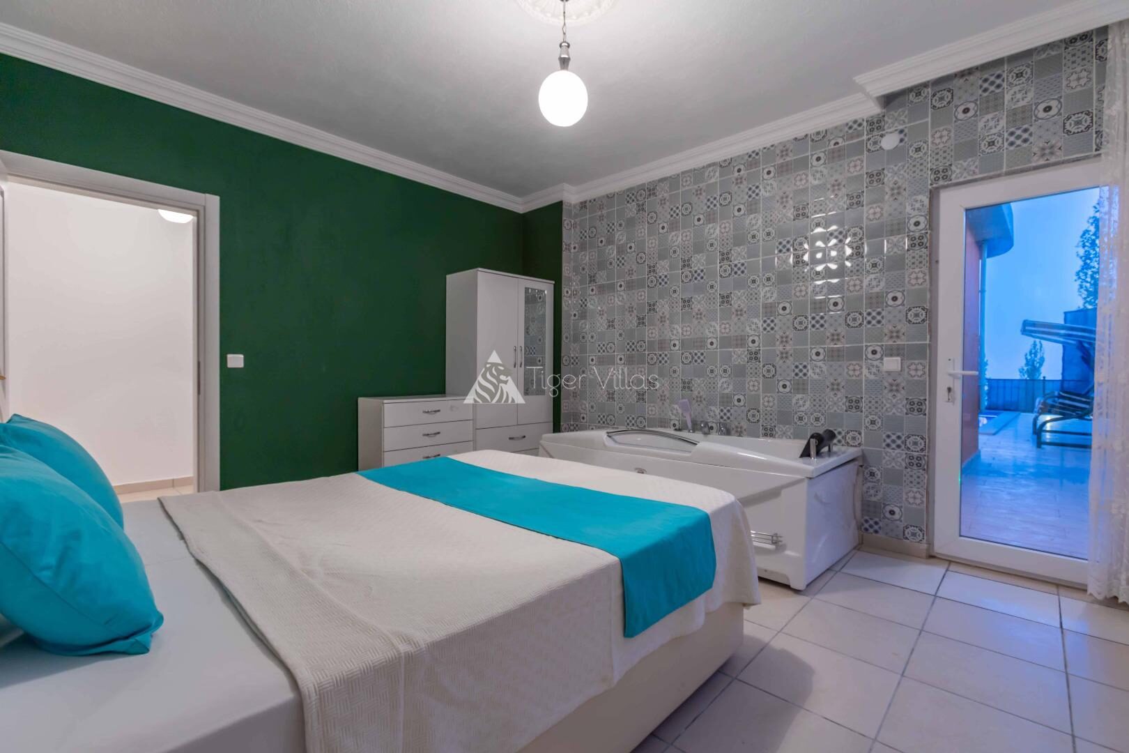 Villa Heves — 26