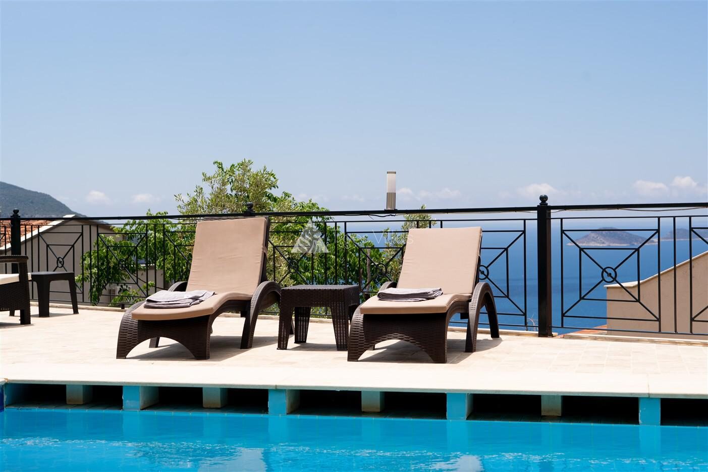 Villa Meltem — 11