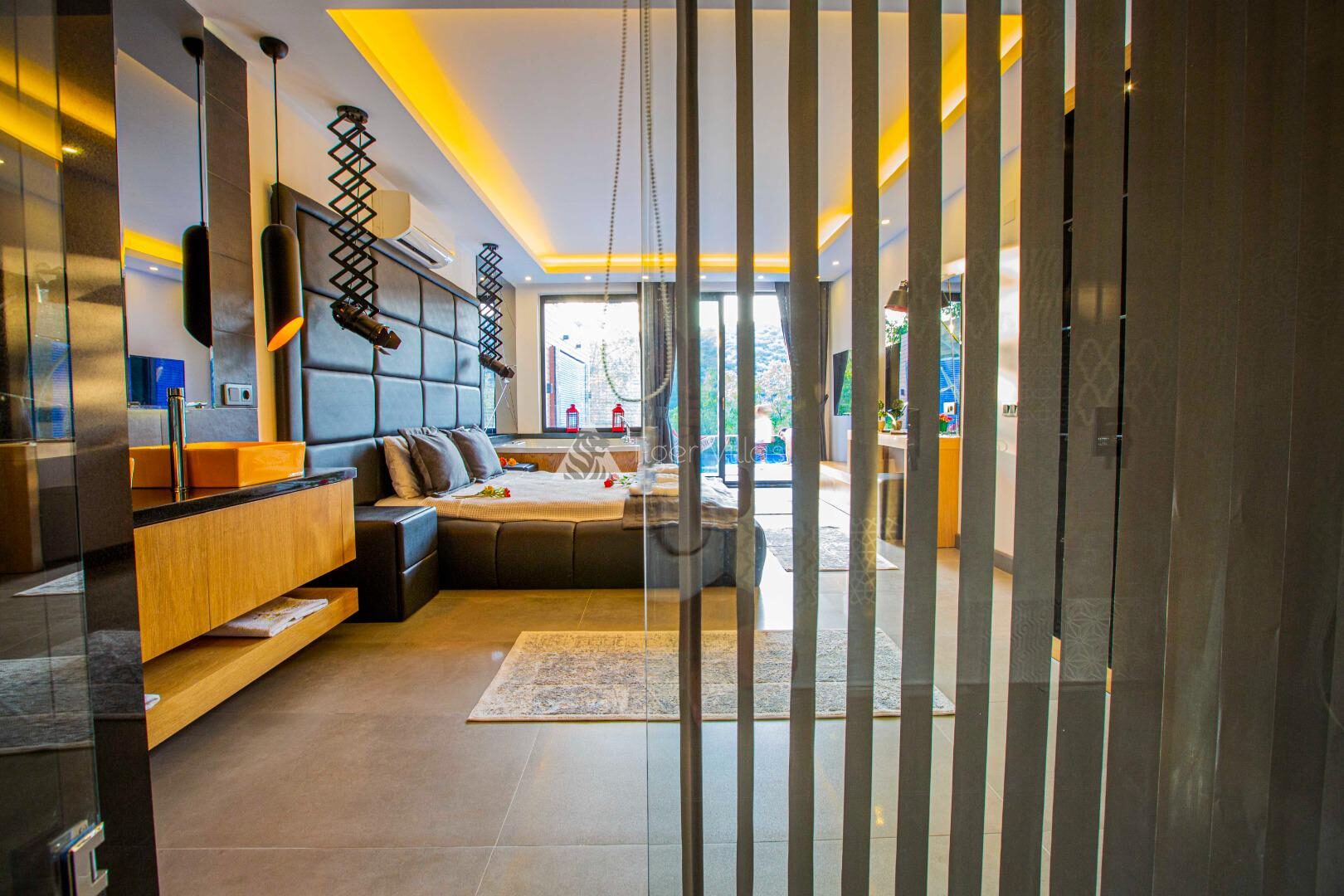Villa Gold Premium — 18