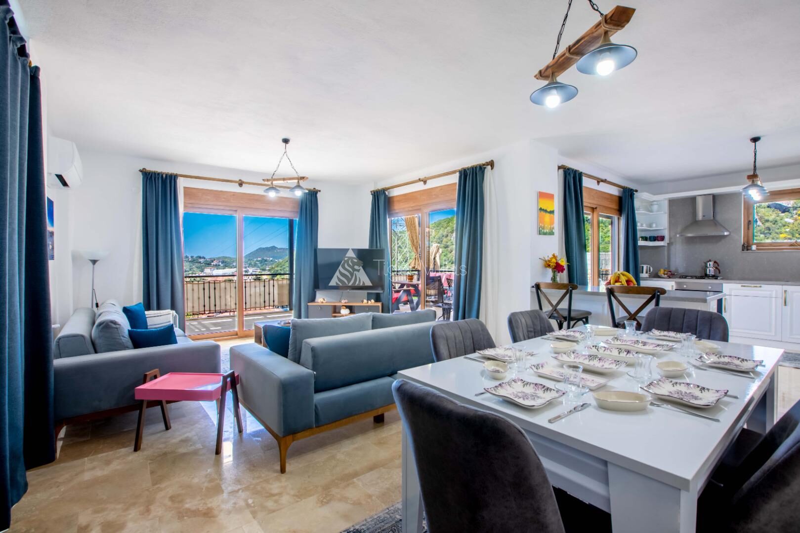 Villa Daphne — 42