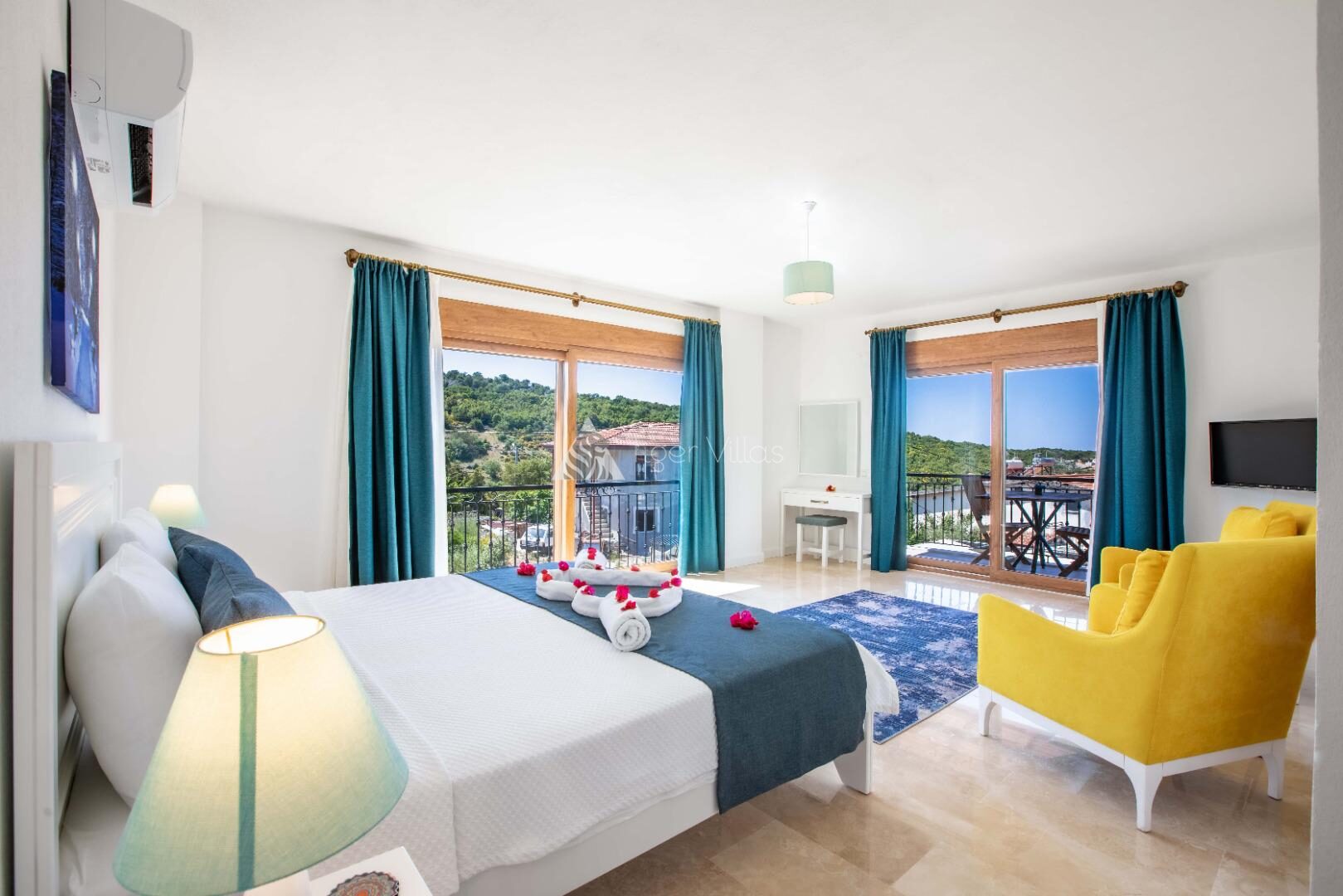 Villa Daphne — 64