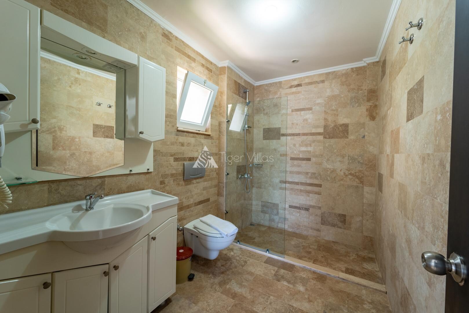 Villa Baynur — 48