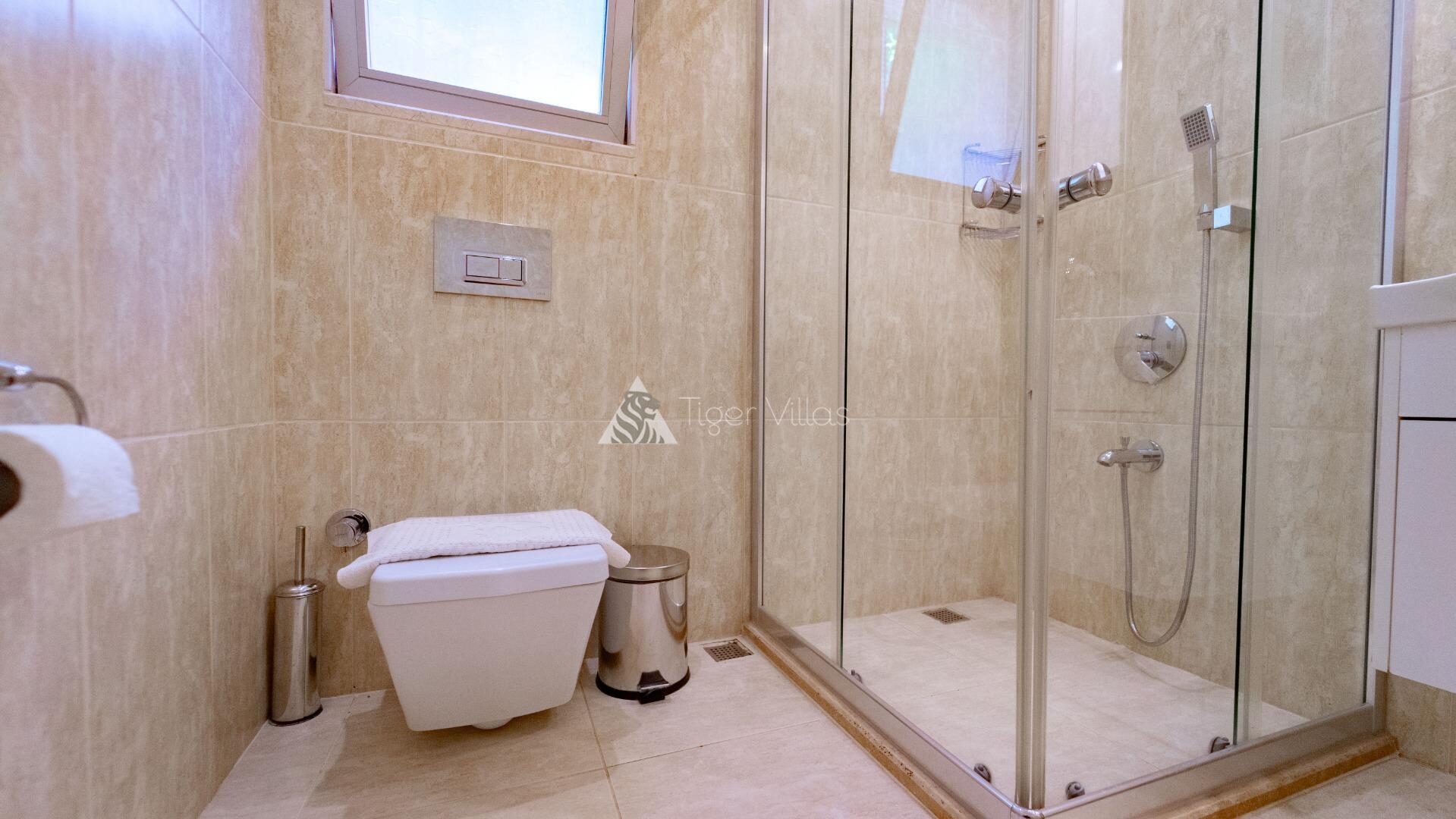 Villa Oscar — 52