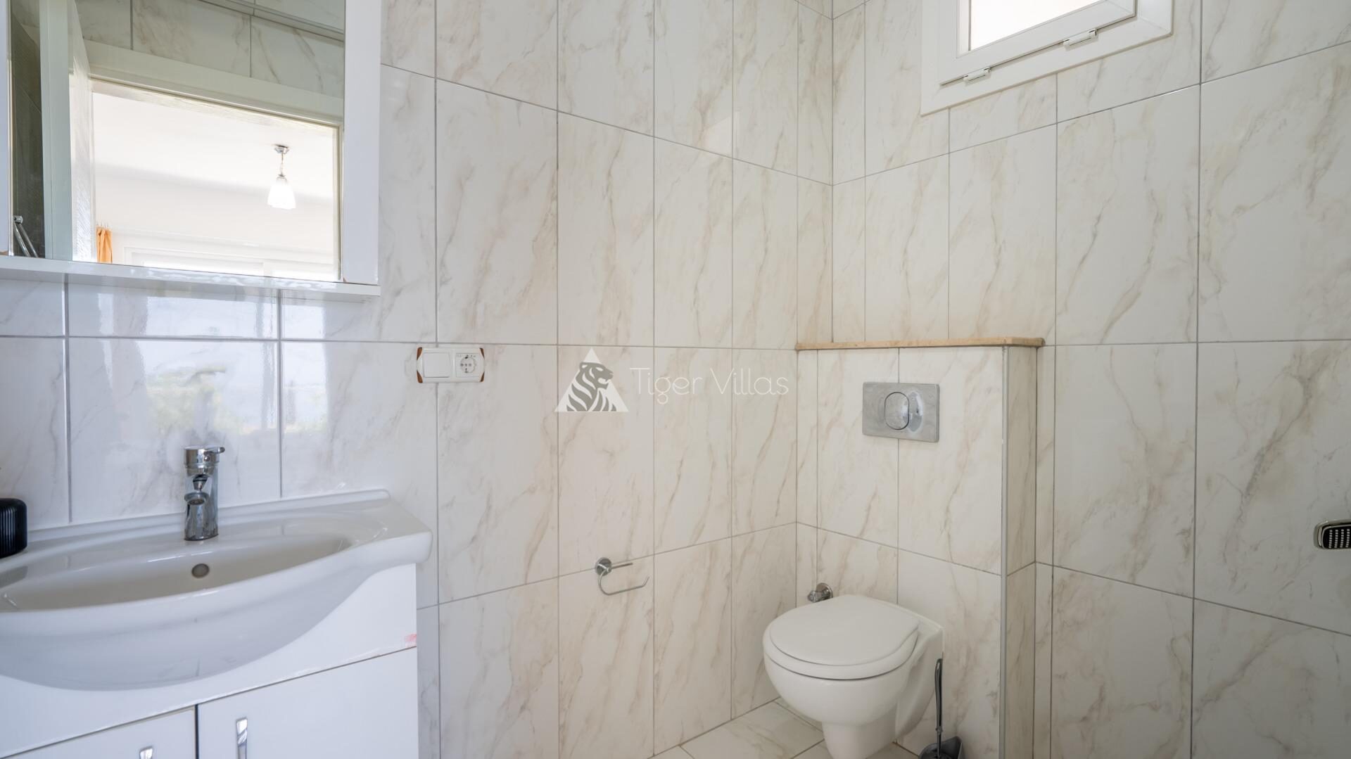 Villa Barış Bathroom 1 – villa for rent in Kördere