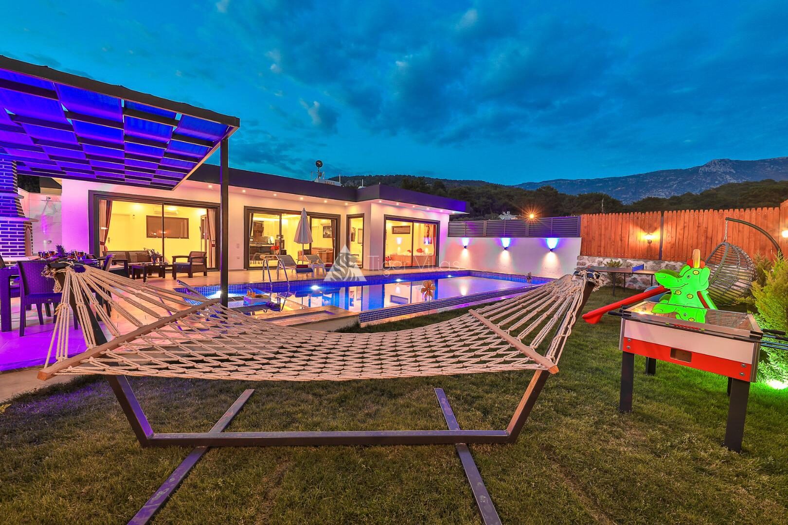 Villa Granada Duo — 3