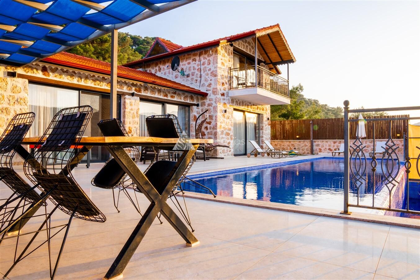 Villa Fiesta – villa for rent in Sarıbelen