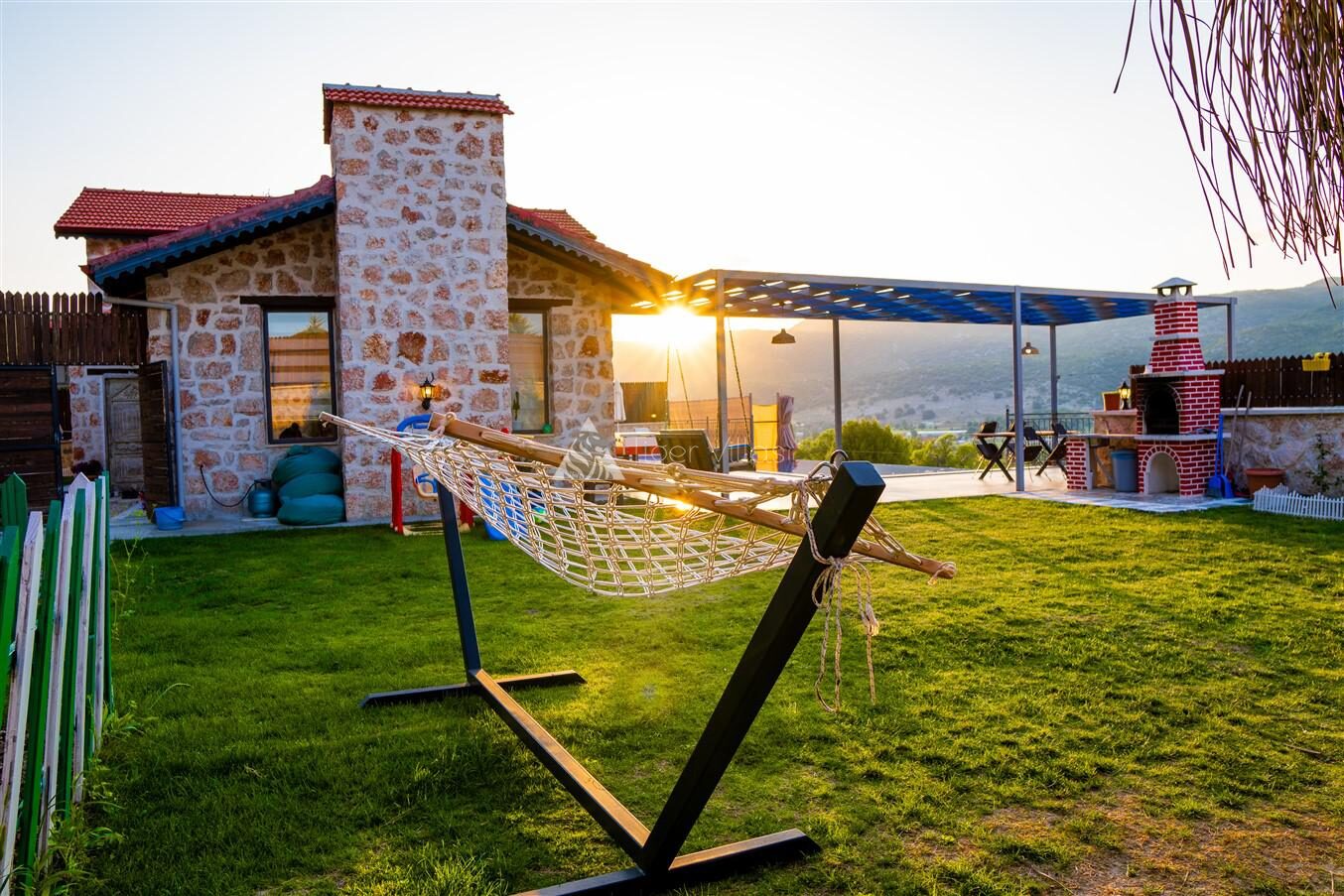 Villa Fiesta – villa for rent in Sarıbelen