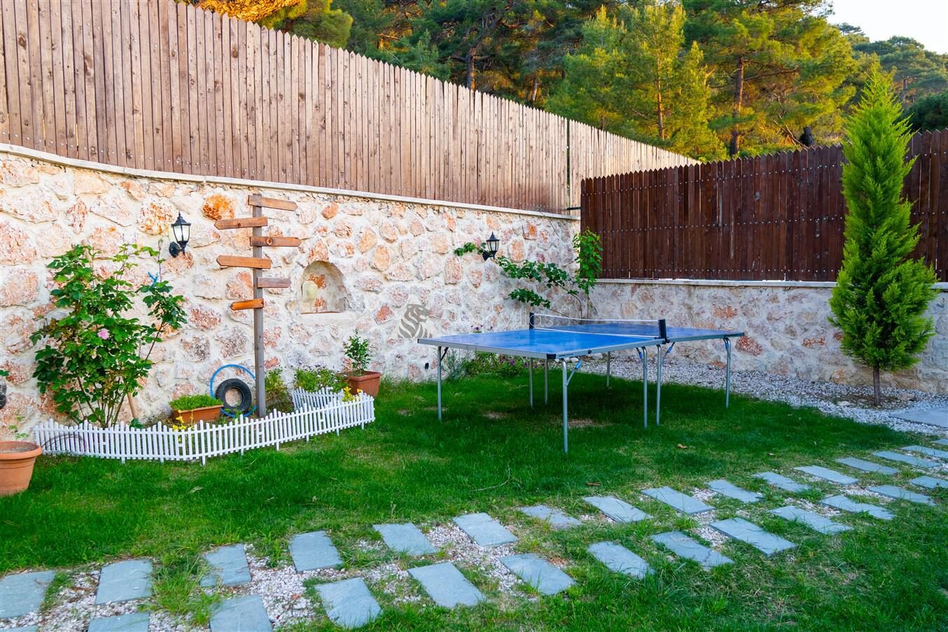 Villa Fiesta — 20