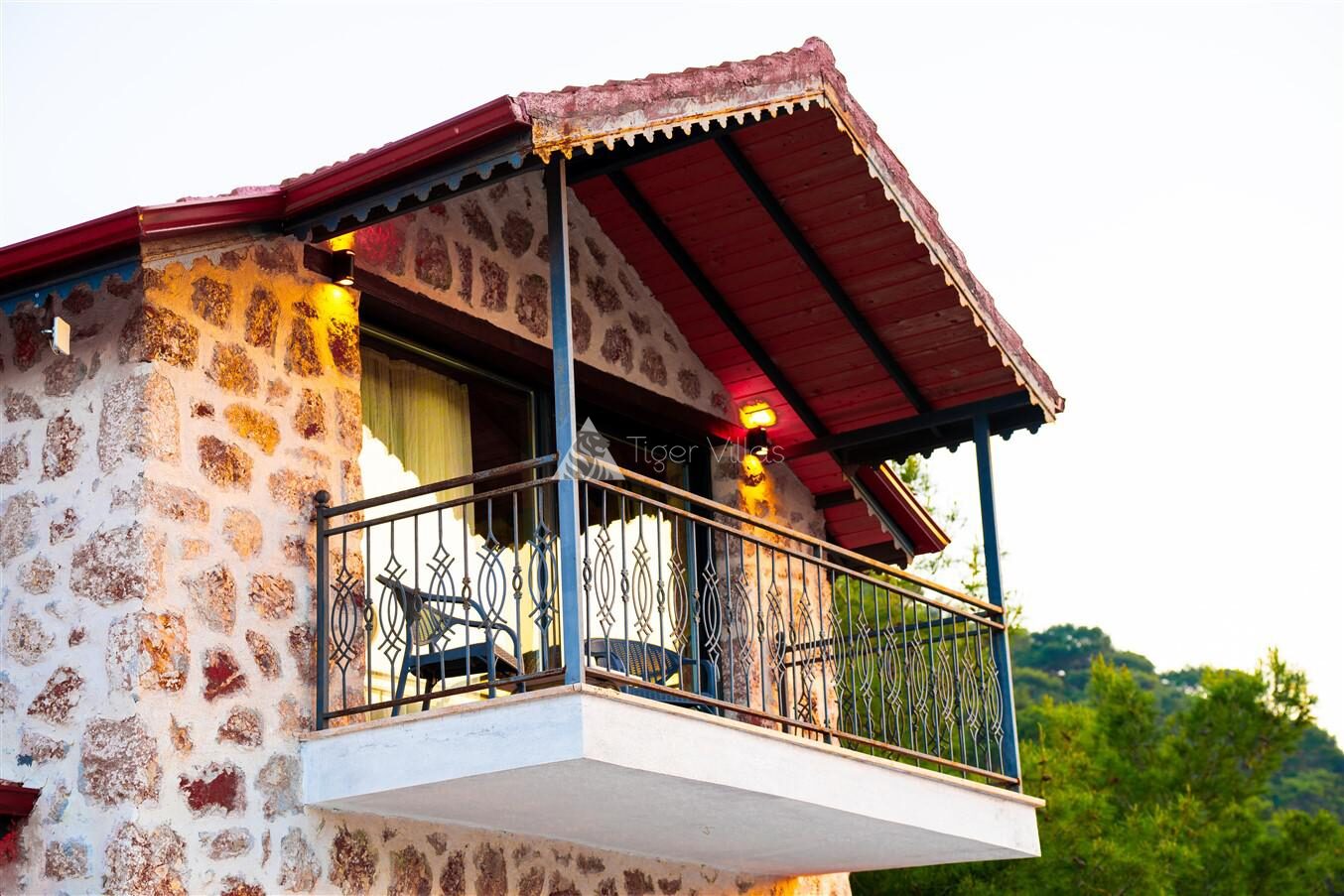 Villa Fiesta — 49