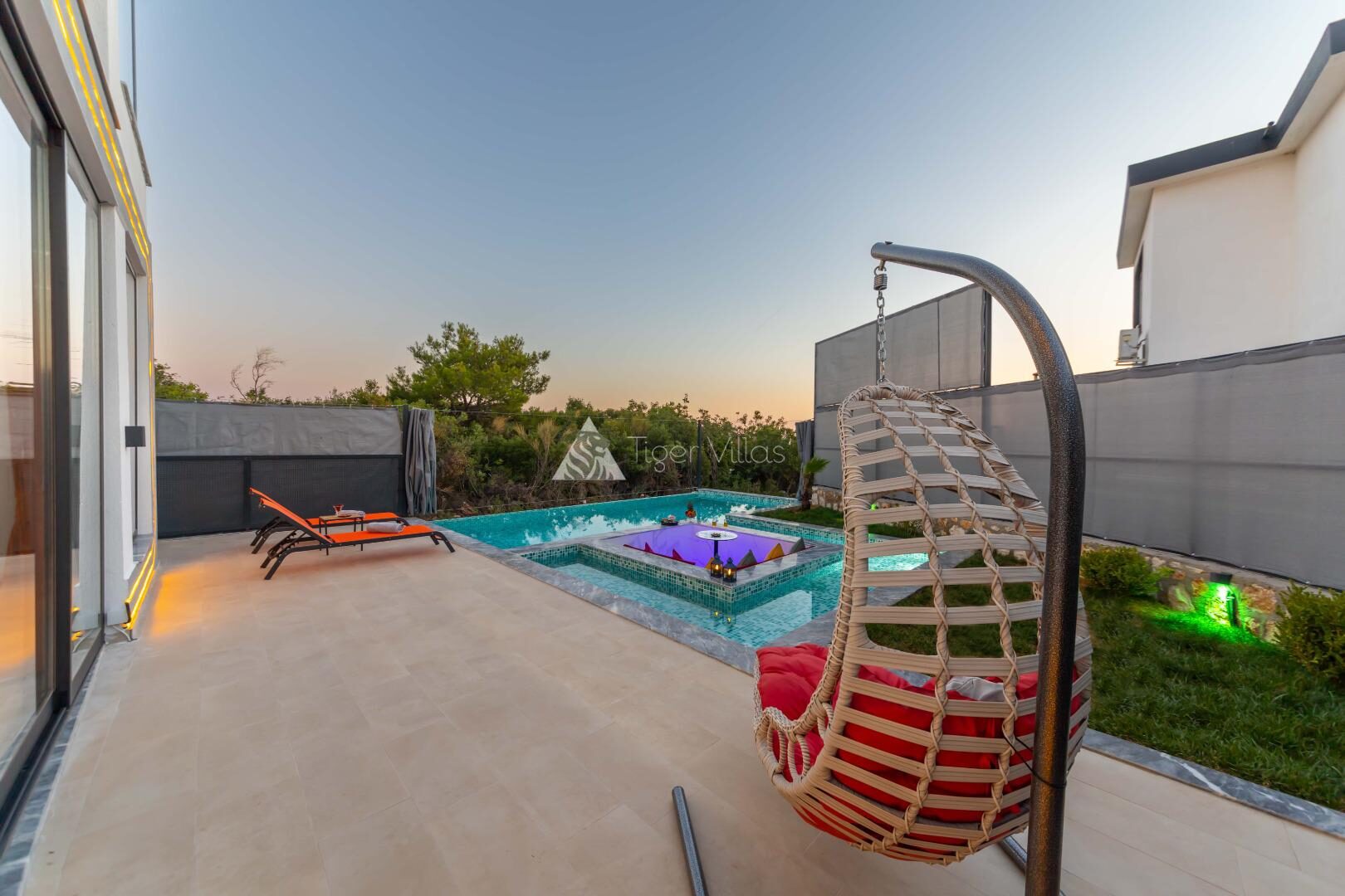 Villa Sisters – villa for rent in Üzümlü