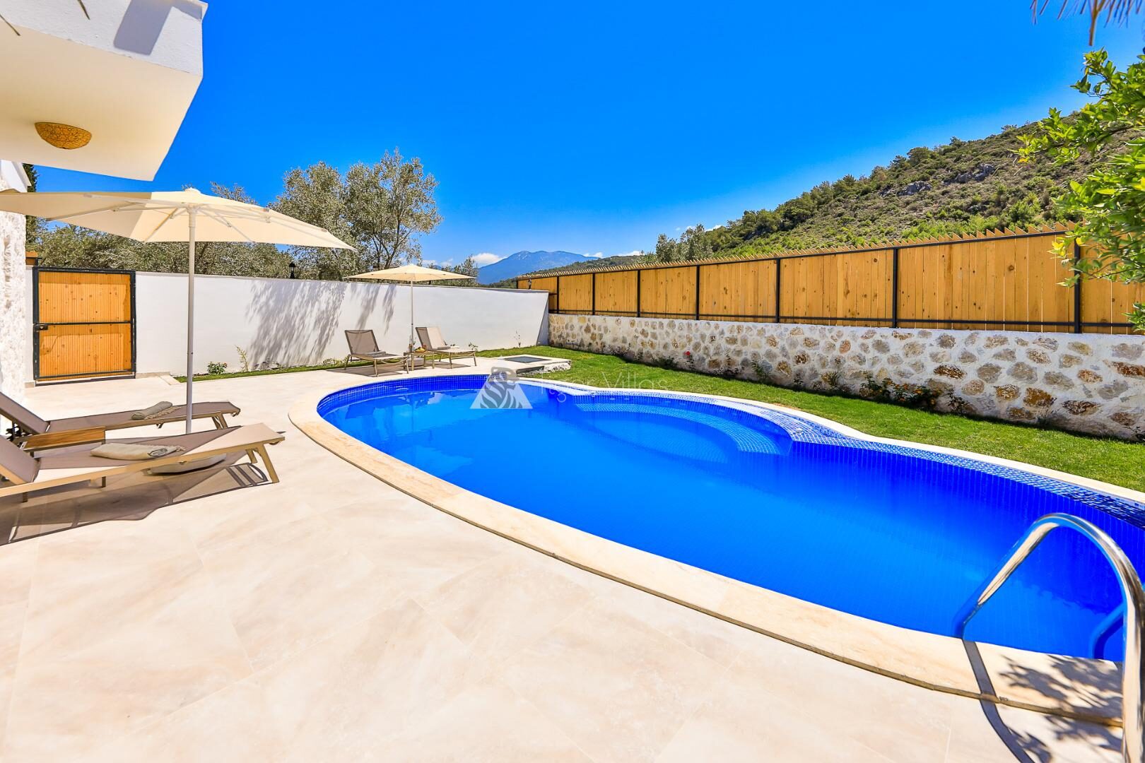 Villa Leto — 5