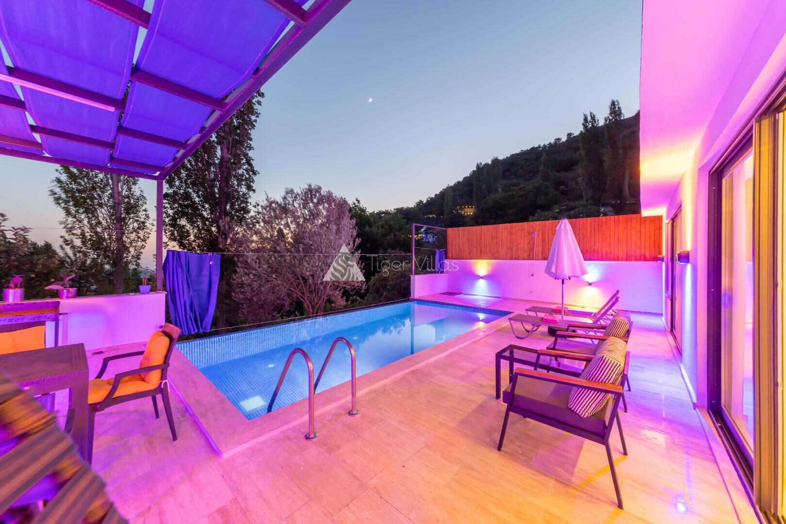 Villa Ayaz Uno — 4