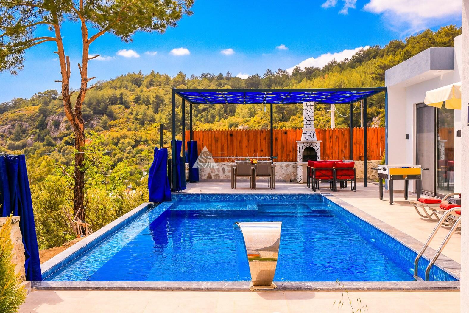 Villa Karnaval — 14