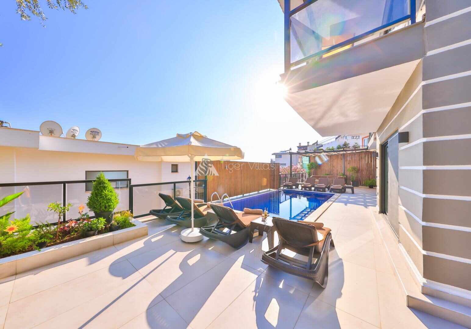 Villa Parle — 8