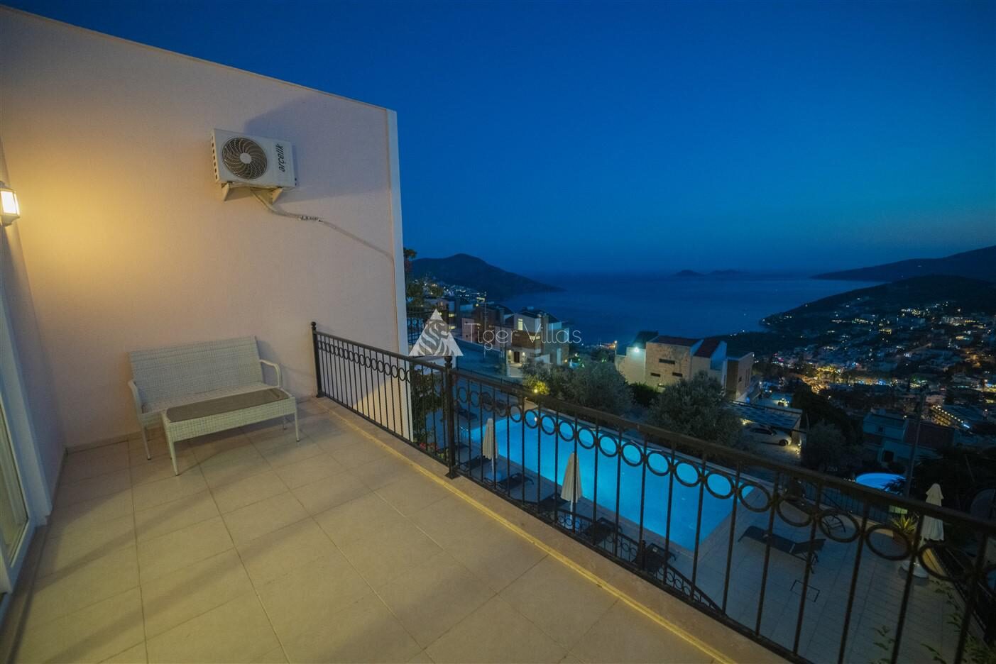 Villa Abis — 17