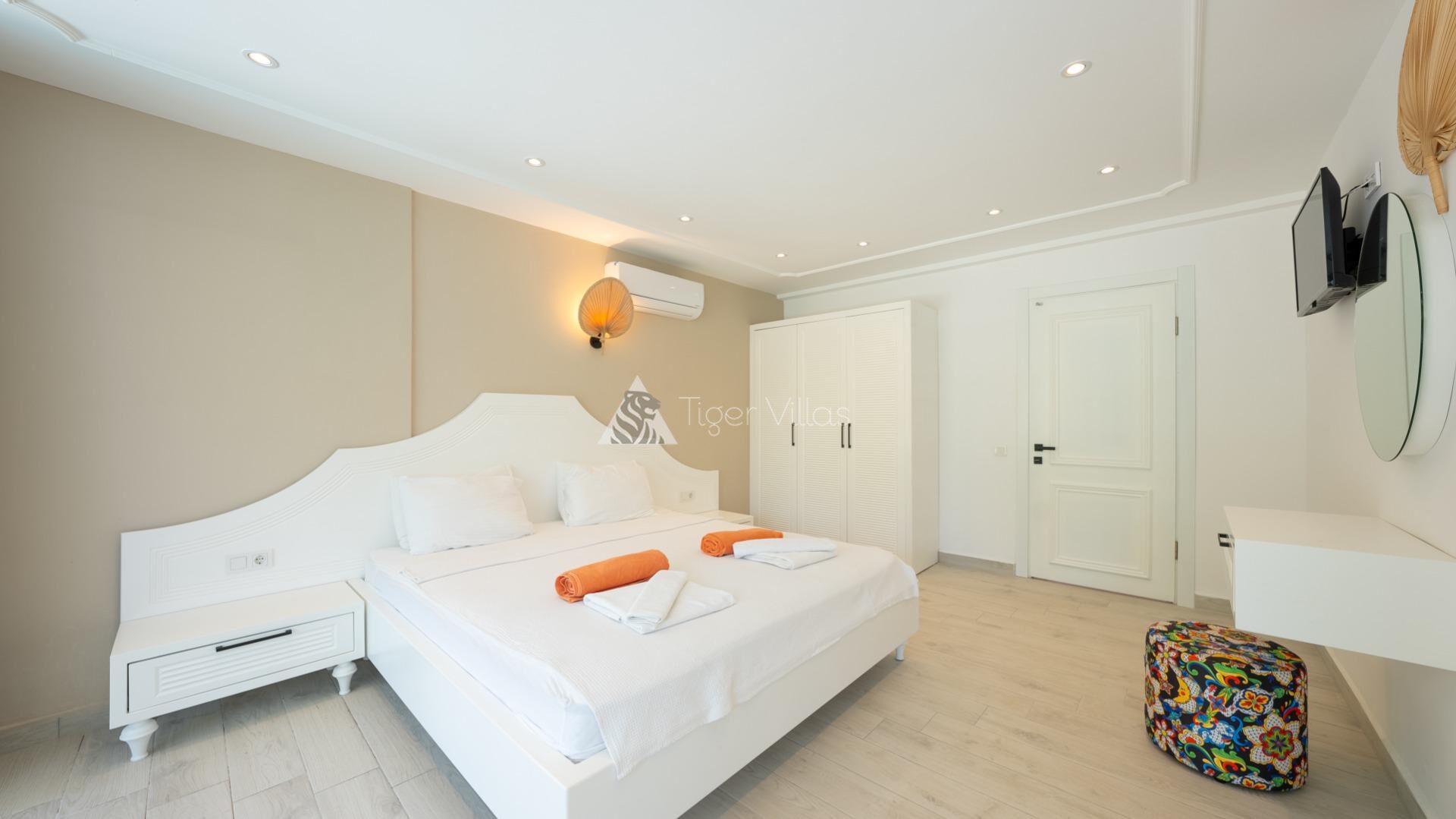 Villa Orange — 35